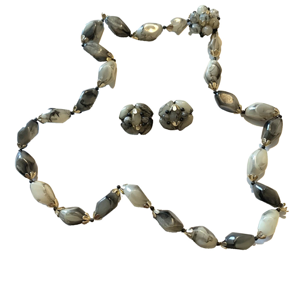 Retro Black White Swirled Lucite Beaded Necklace & Clip Earrings Set Hong Kong